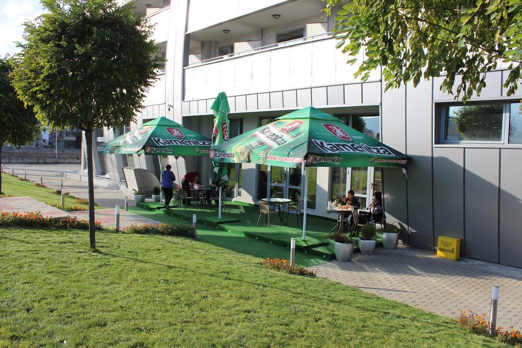 Hotel Arena Σάμοκοβ Εξωτερικό φωτογραφία
