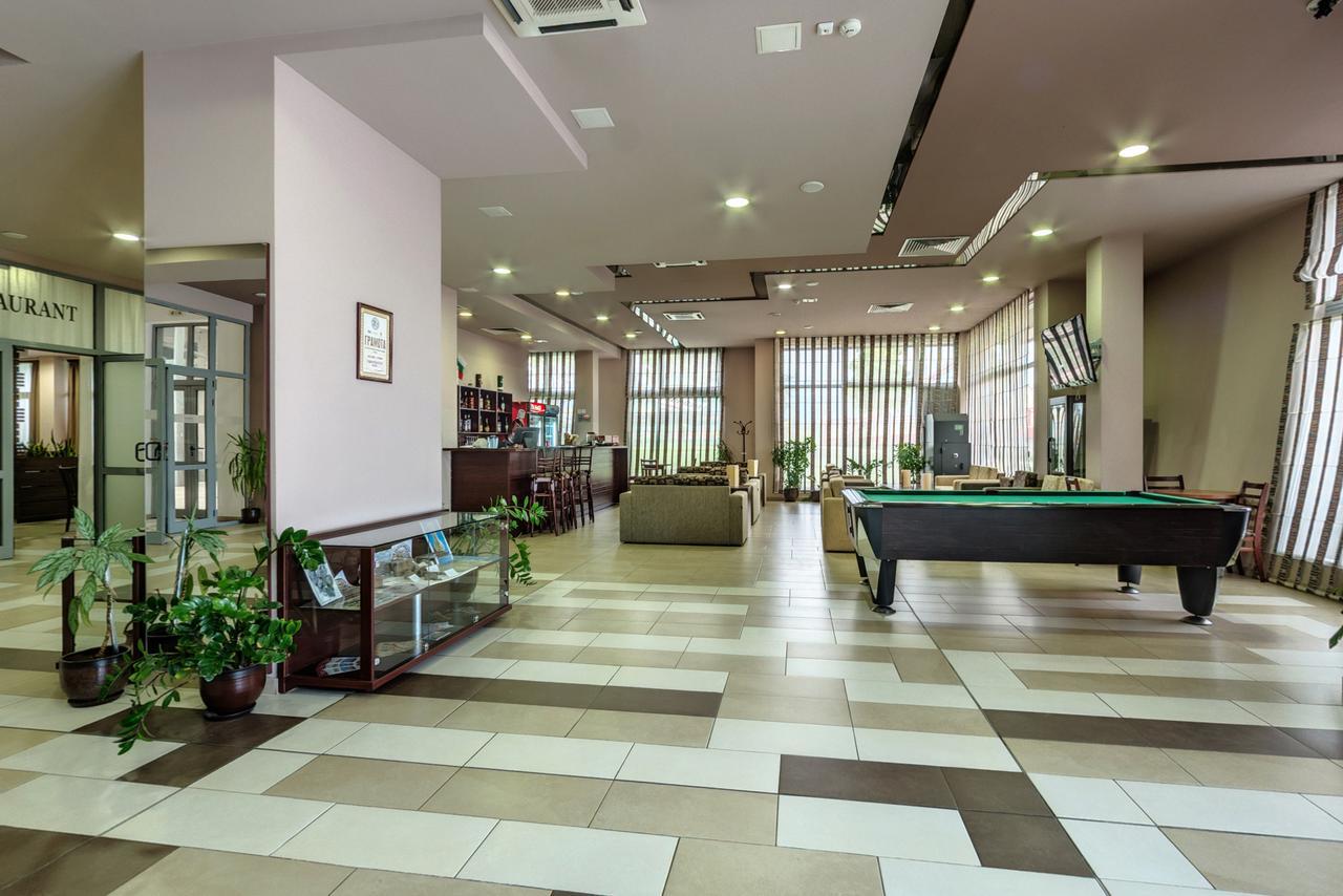 Hotel Arena Σάμοκοβ Εξωτερικό φωτογραφία